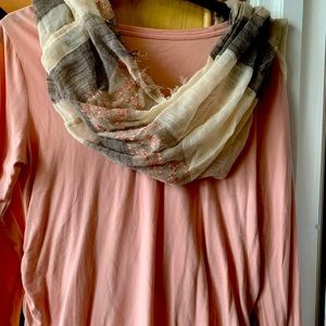 Ladies Maternity top and scarf